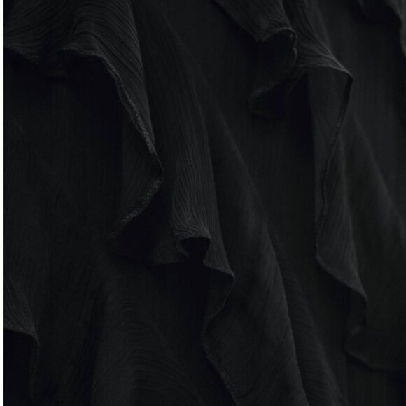 EUC BHLDN Jia Bias-Cut Ruffled V-Neck Gown 14 - Picture 5 of 8